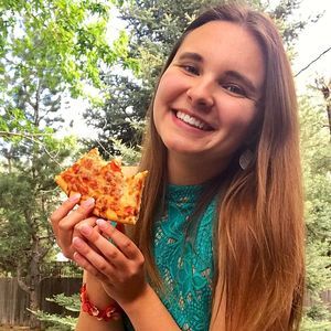 Meet your Posher, Natalia